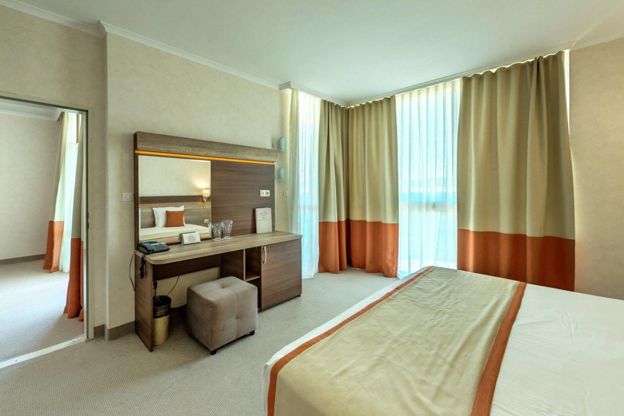Festa Panorama Hotel 4*